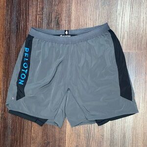 Peloton shorts XL